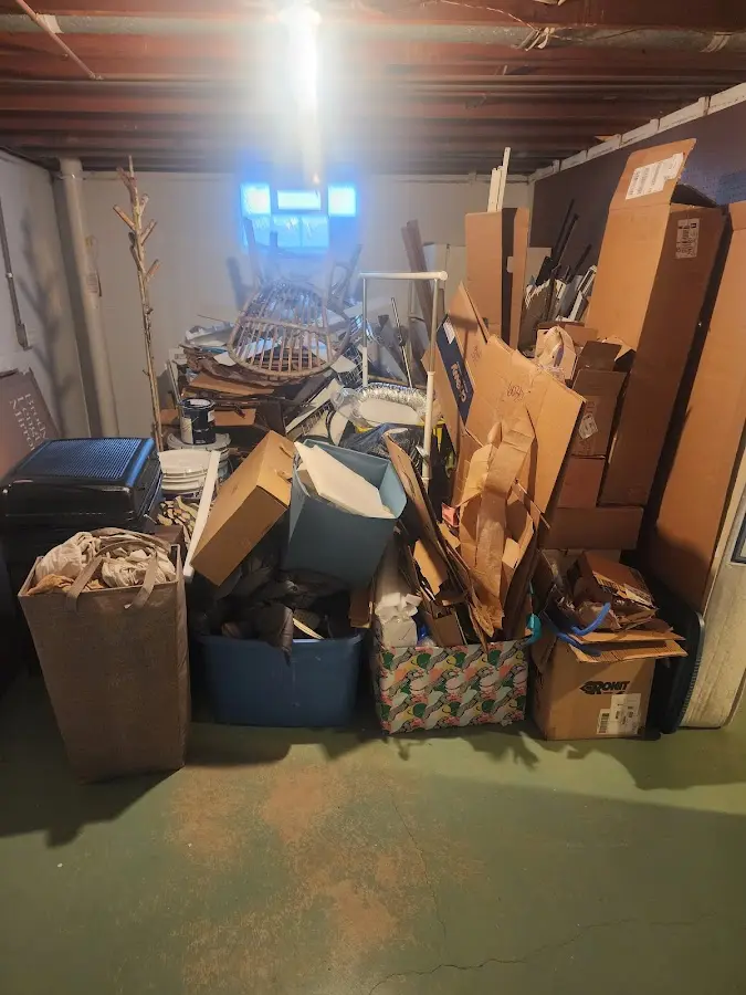 Roll-off dumpster container at job site for 20 Yard Dumpster Rental in Salida del Sol Estates